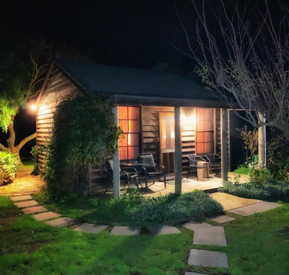 Cherry Plum Cottages Порт-Фері Екстер'єр фото